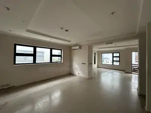 4-Bedroom Townhouse da BQ a Ikoyi don Sawa