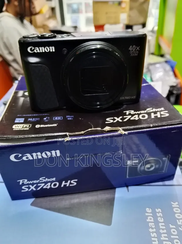 Kyamaran Canon SX740 HS - 1