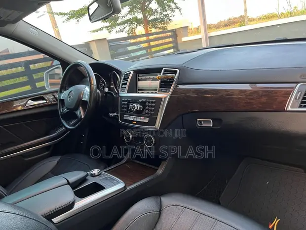 Mercedes-Benz GL-Class 2015 Silver - 1