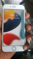 Apple iPhone 7 32GB - 2