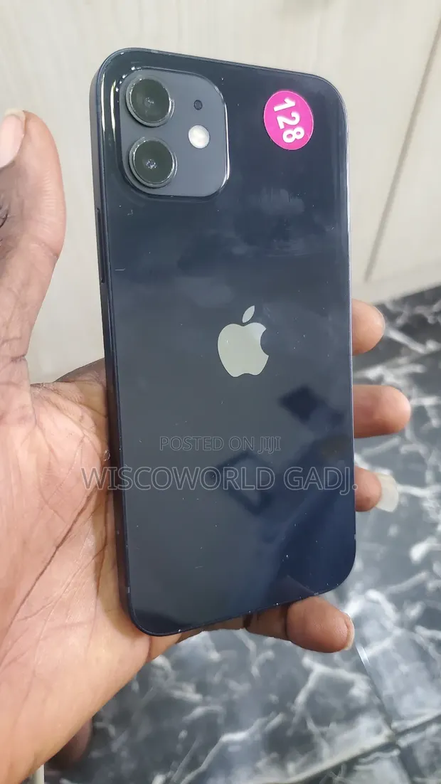 Apple iPhone 12 128GB UK Used - 1