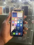 Apple iPhone XR 256GB - 2