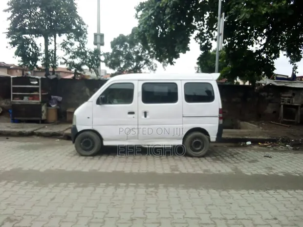 2012 Suzuki APV Minibus - White - 1