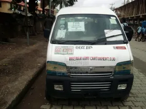 Suzuki APV Minibus 2012 - Fari