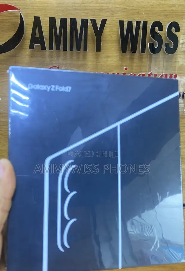 New Samsung Galaxy Z Fold7 256GB Silver - 1