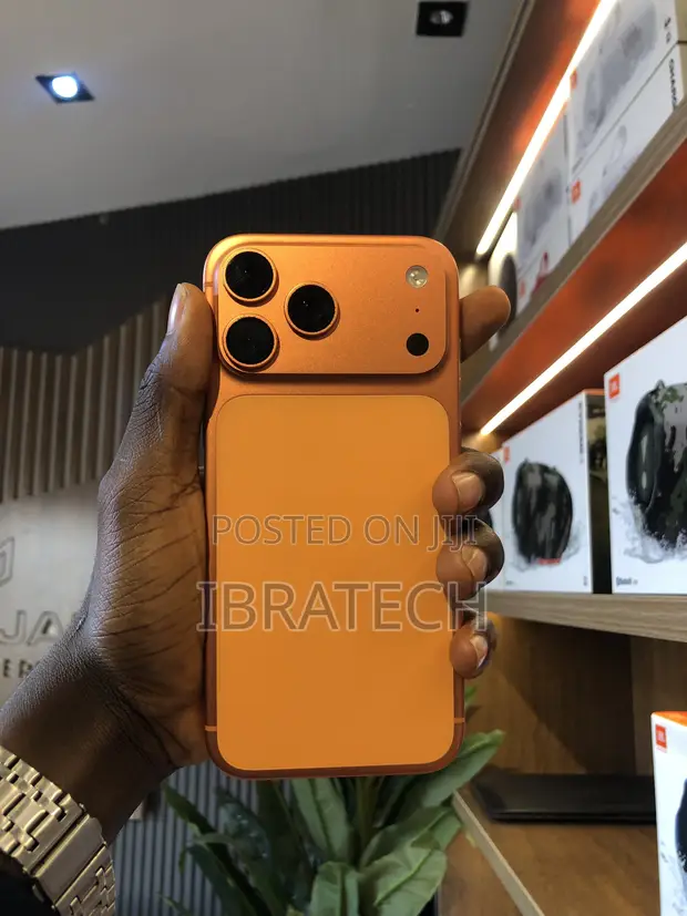 Apple iPhone 17 Pro Max 256GB Orange - 1