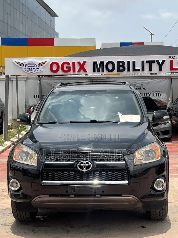 Toyota RAV4 2011 Black - 1