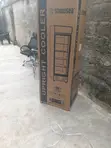 Snowsea LC-300W Commercial Drinks Display Unit - 1