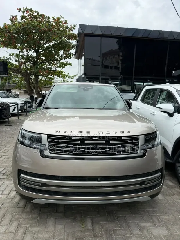Land Rover Range Rover Vogue 2023 Gold - 1