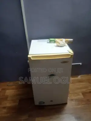 Haier Thermocool Refrigerator da aka yi amfani da shi - Tsayin tebur