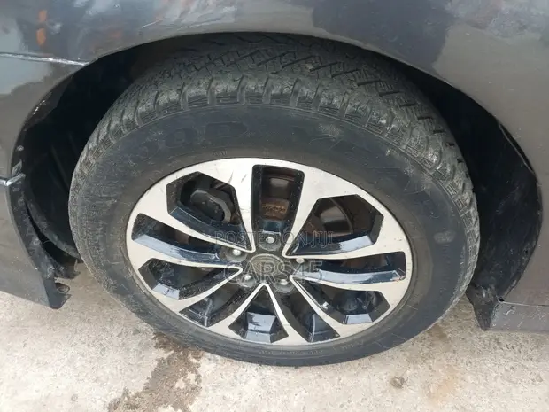 Toyota Camry 2010 Gray - 1