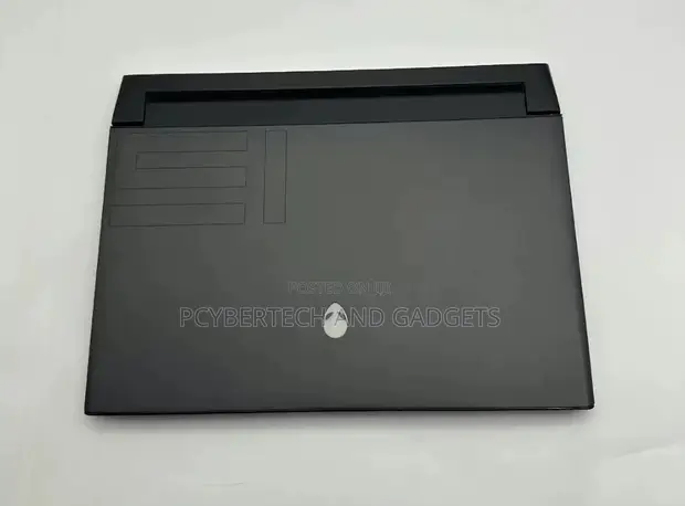 New Alienware M15 Aurora Gaming Laptop 16GB RAM, 512GB SSD - 1