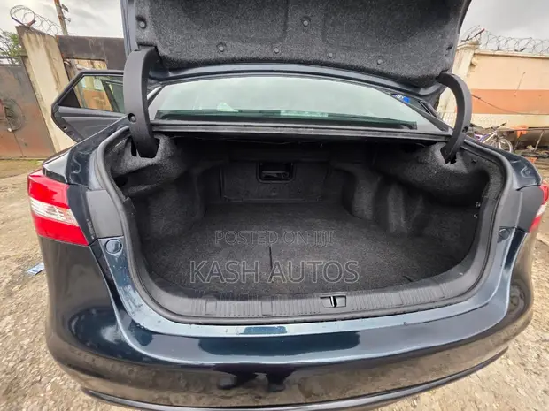 Toyota Avalon 2016 Black - 1