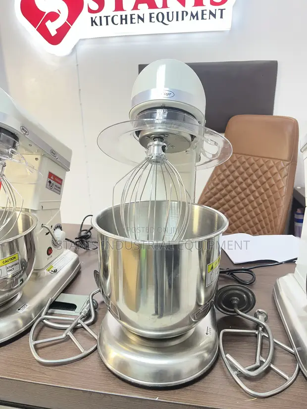 STANIS KITCHEN EQUIPMENT: 7L Industrial Cake Mixer - 1