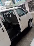 Volkswagen Golf 2004 White - 3
