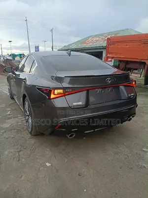 Lexus IS 2021 F Sport