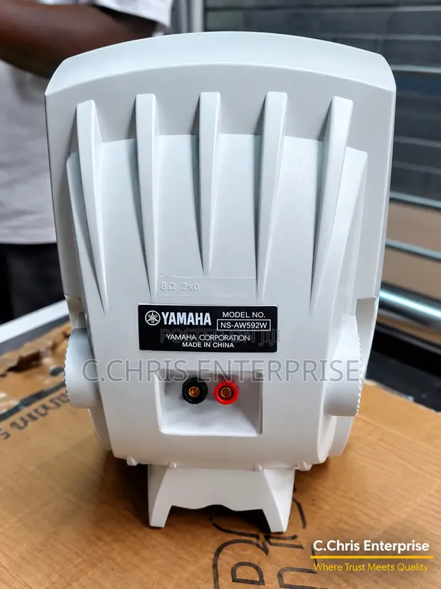 Yamaha NS-AW350W Outdoor Speakers (Bi-biyu) - 1