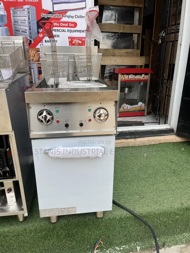 STANIS KITCHEN EQUIPMENT: Sabon Deep Fryer - 1