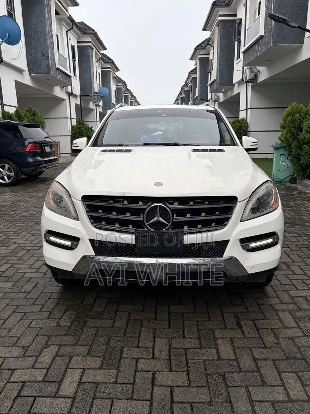 2014 Mercedes-Benz ML350 4MATIC SUV - 1