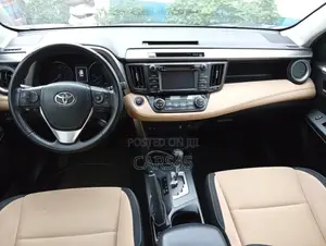 Toyota RAV4 2018 Ja
