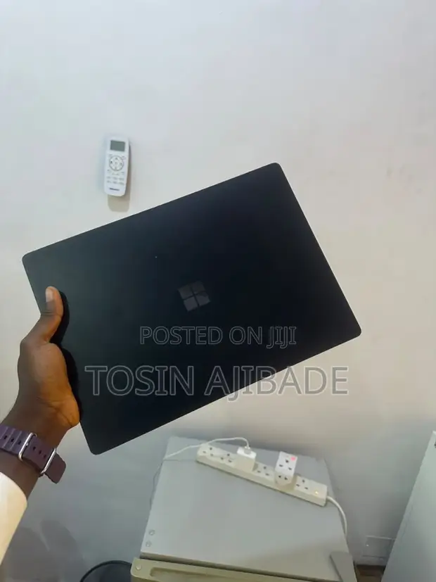 Microsoft Surface Laptop 4 16GB RAM Intel Core i7 256GB SSD - 1