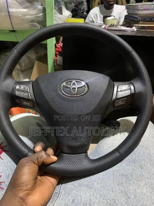 Used Steering Wheel for Toyota Venza - 1