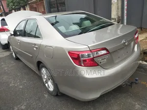 Toyota Camry 2014 LE Foreign Used