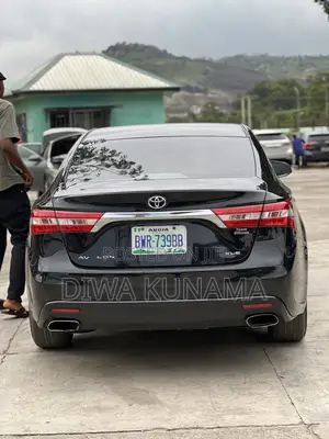 2013 Toyota Avalon XLE Touring Sedan
