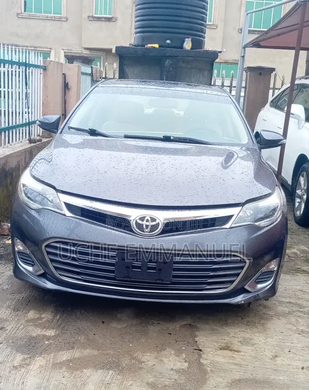 Toyota Avalon 2015 - An Yi Amfani Da Shi A Ƙasashen Waje - 1