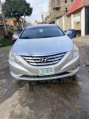 2012 Hyundai Sonata Limited Sedan FWD Silver