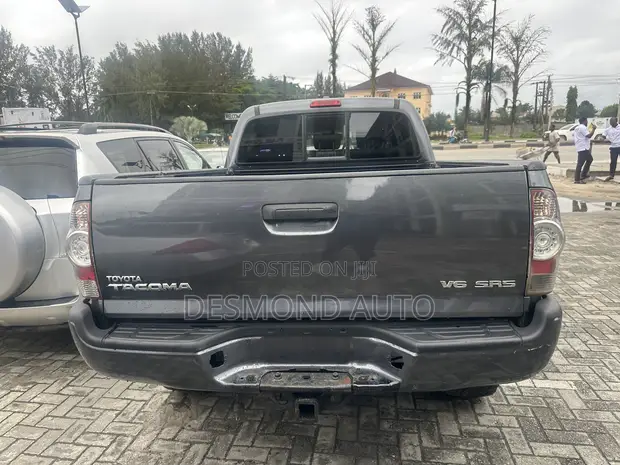 Toyota Tacoma Double Cab V6 Automatic 2010 - 1