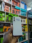 Samsung Galaxy S22+ 5G 128GB White - 1