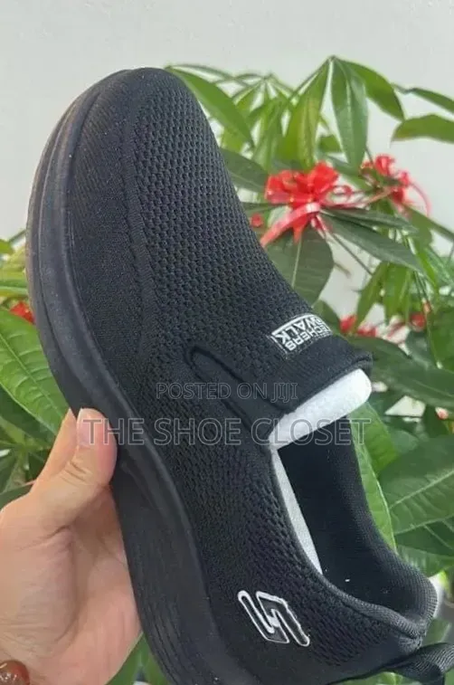 Skechers Go Walk Slip-on Sneakers masu Kyau - Sababbi - 1