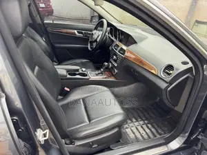 Mercedes-Benz C300 2013 Gray