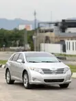 Toyota Venza 2010 Silver - 5