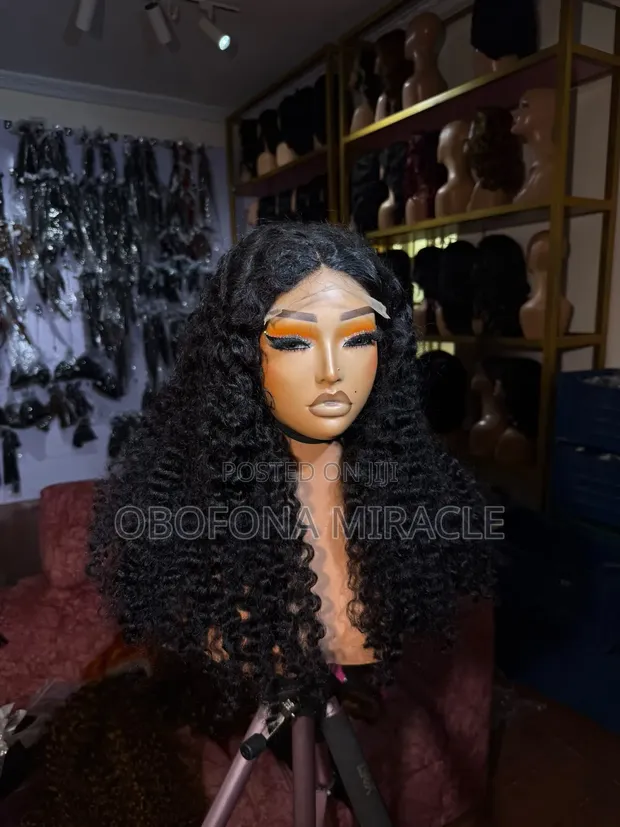 Professional Barber Needed - New Benin - 1