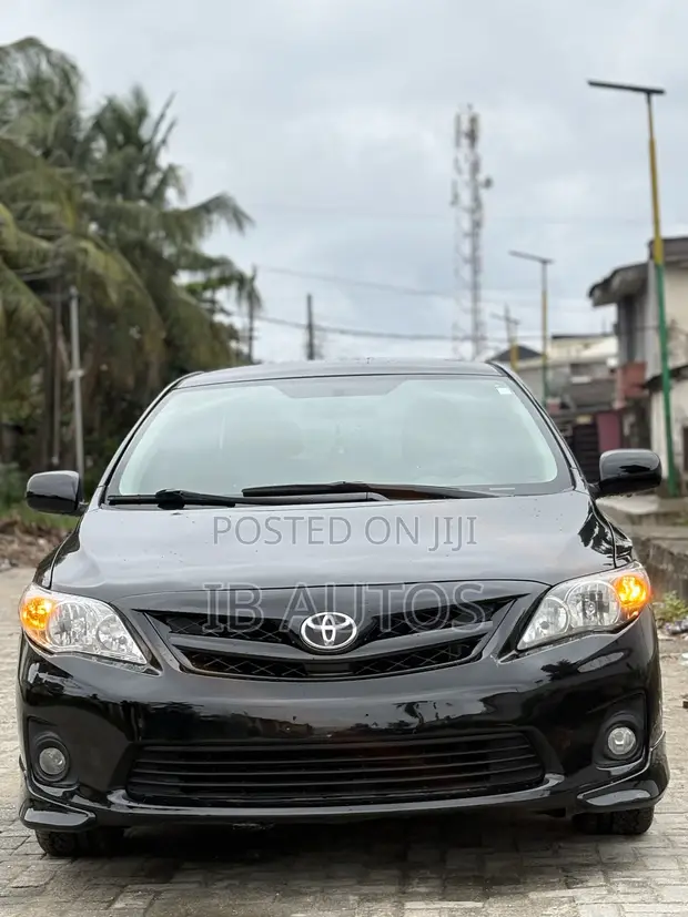 2012 Toyota Corolla LE Sedan - 1