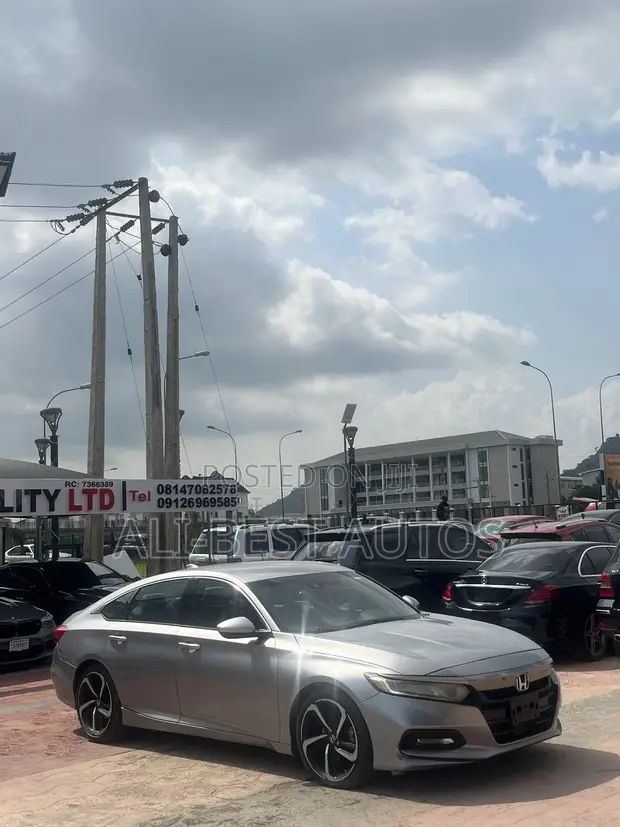 Honda Accord 2020 Silver - 1