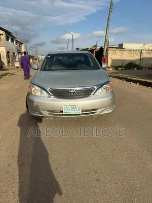 2004 Toyota Camry LE 2.4L Beige Sedan