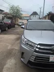 Toyota Highlander XLE V6 4x4 2016 Launin Azurfa - 2