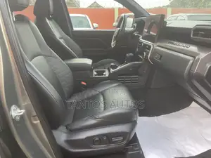 2024 Toyota Tacoma SR5 Double Cab Green