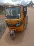 TVS King Deluxe Plus iTouch Start Scooter 2021 Yellow - 2
