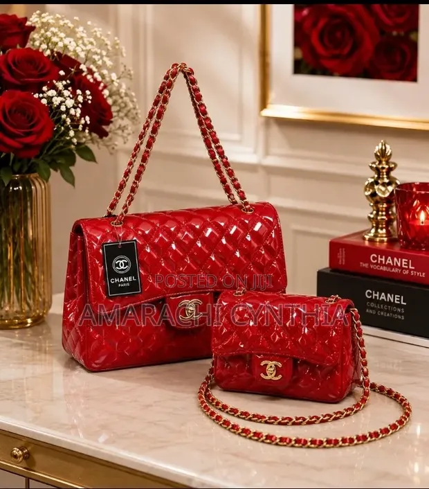 Jakar Kafada Ta Mata Mai Kama Da Chanel - 1