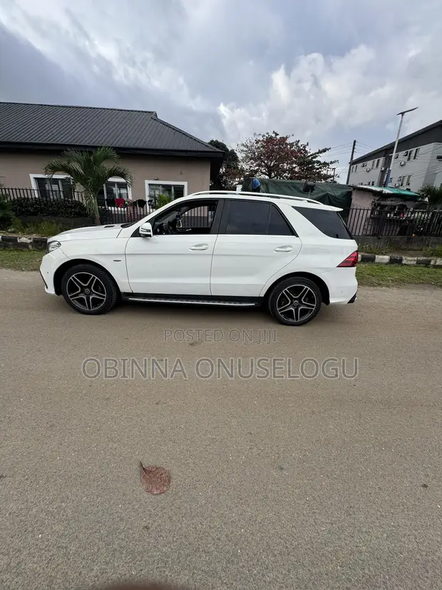 Mercedes-Benz ML 350 BlueTEC 4Matic 2013 White - 1