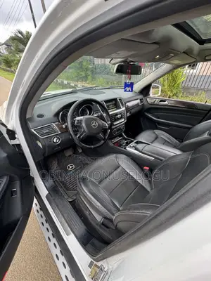 Mercedes-Benz ML 350 BlueTEC 4Matic 2013 White