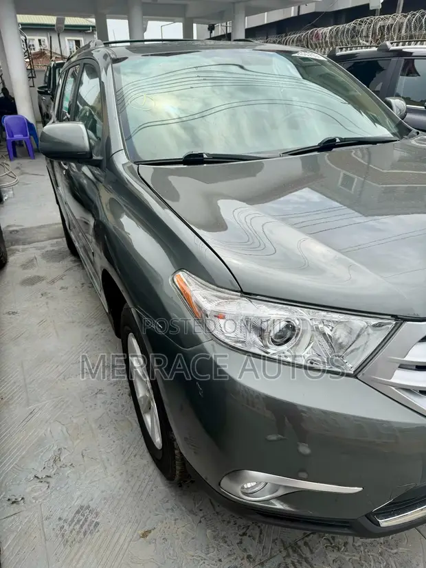 2012 Toyota Highlander Limited SUV - 1
