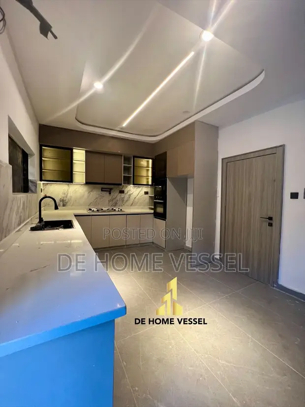 5-Bedroom Duplex da Pool a Lekki Phase 1 - 1