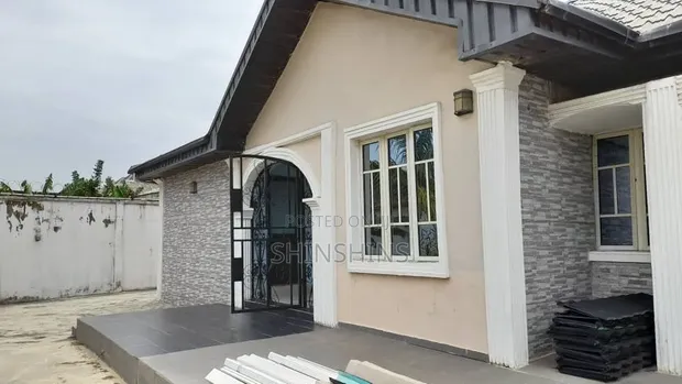 3 Bedroom Bungalow for Sale in Agric, Ikorodu - 1