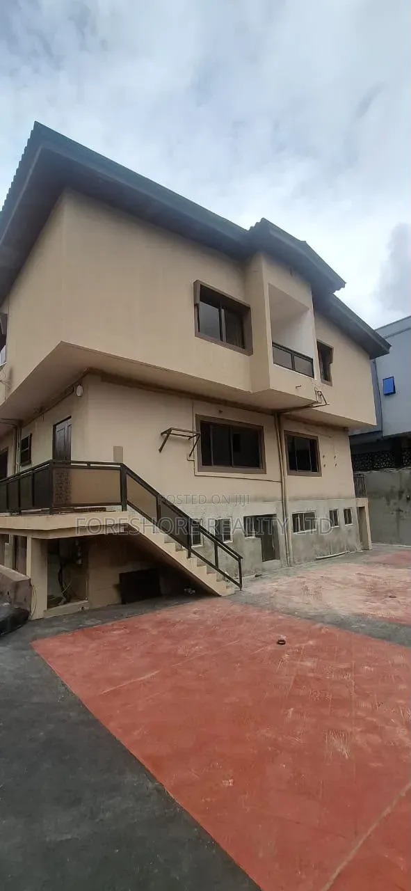 4-Bedroom Duplex with BQ in Awuse Estate, Opebi - 1