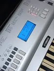 Yamaha DGX-220 Mai ɗaukar Hannu Keyboard - 4